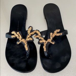 Giuseppe Zanotti thong sandals  size 38